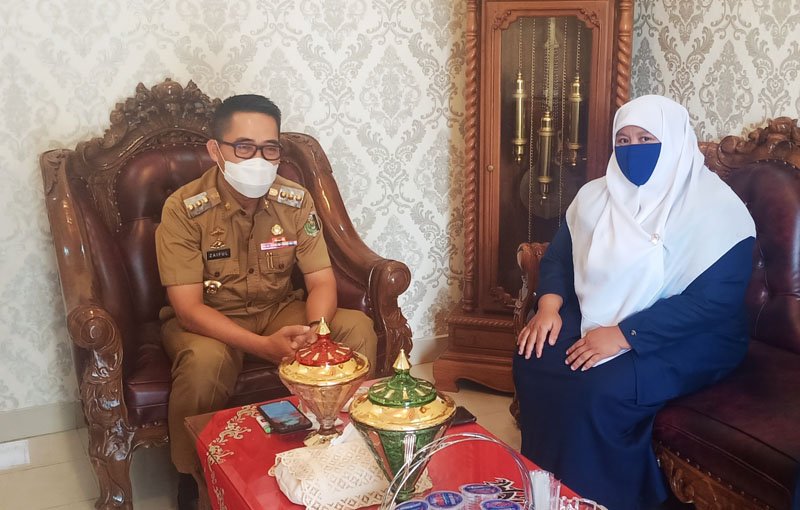 sambangi bupati 3